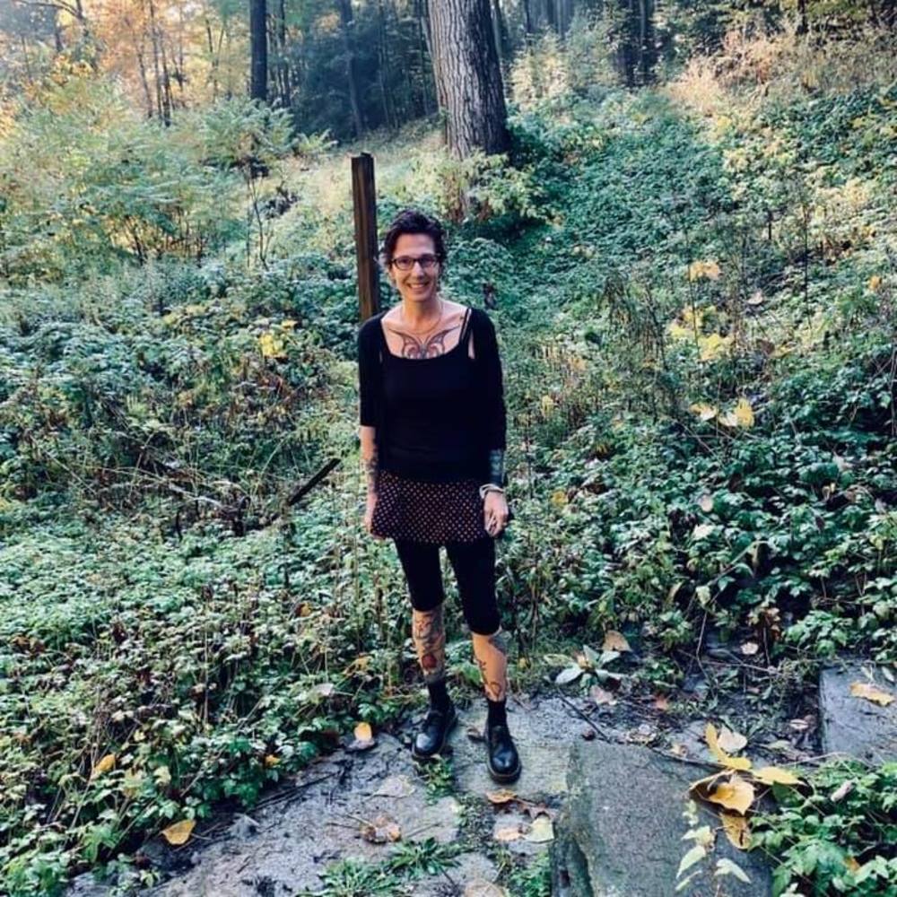 Meet your Posher, Christen